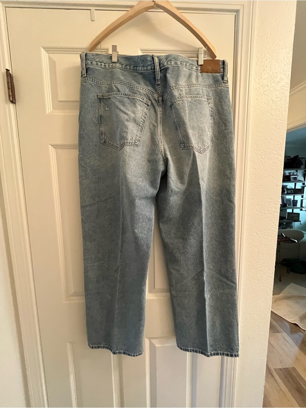 Madewell Relaxed Low Slung Jeans - Picture 3 of 6